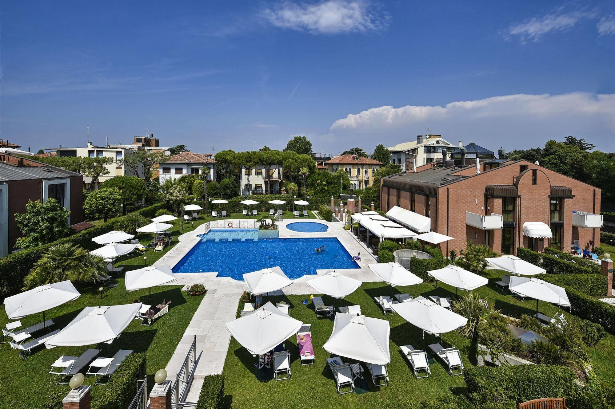 Db Villas Le Ville Del Lido Resort Venedig-Lido Exteriör bild